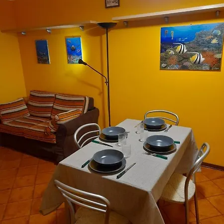 Casa Tilly